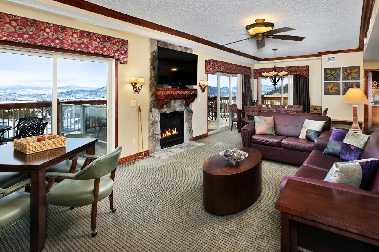 Four-Bedroom Presidential Suite,806567268:JPEG