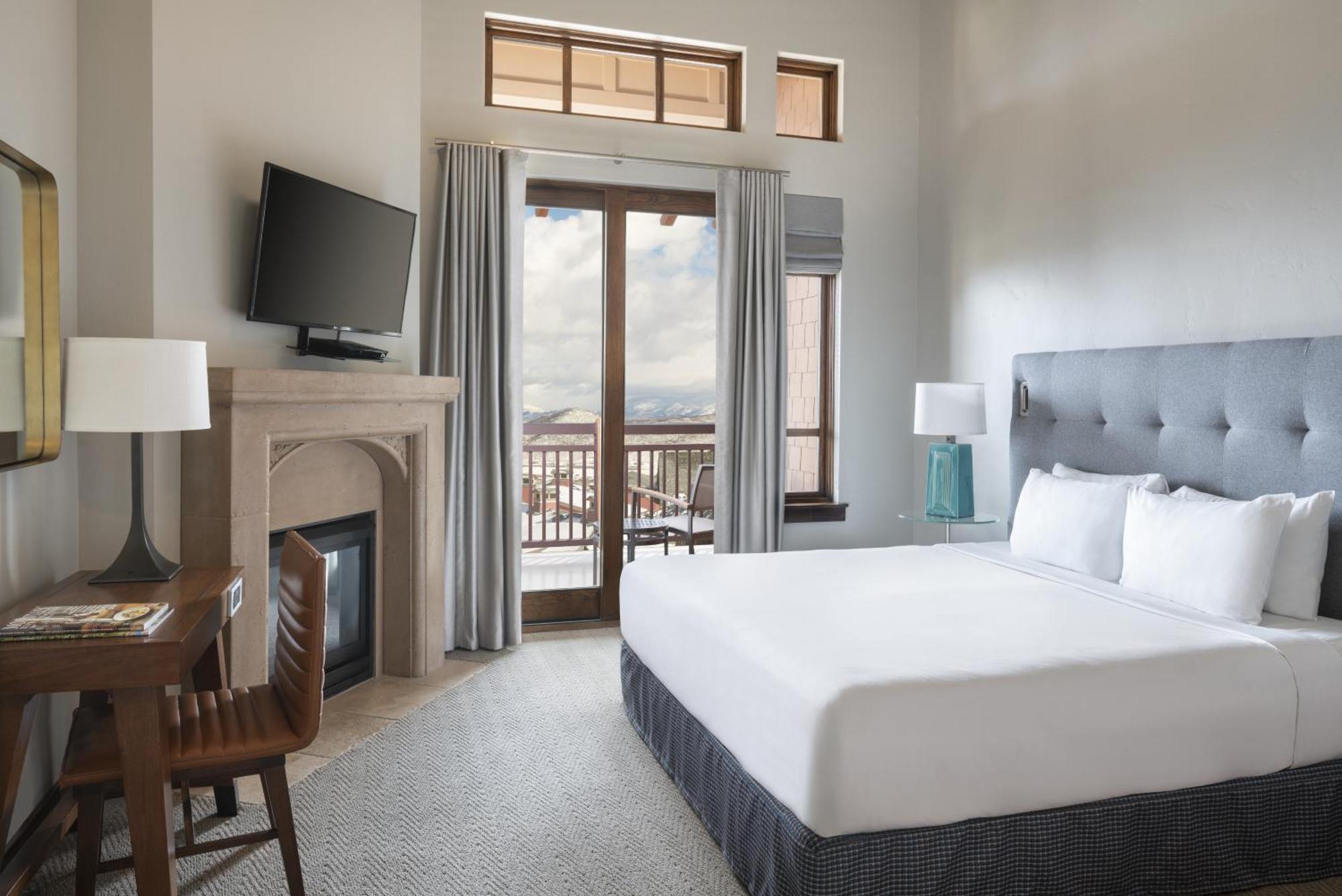 One-Bedroom Suite,1756517540:JPEG