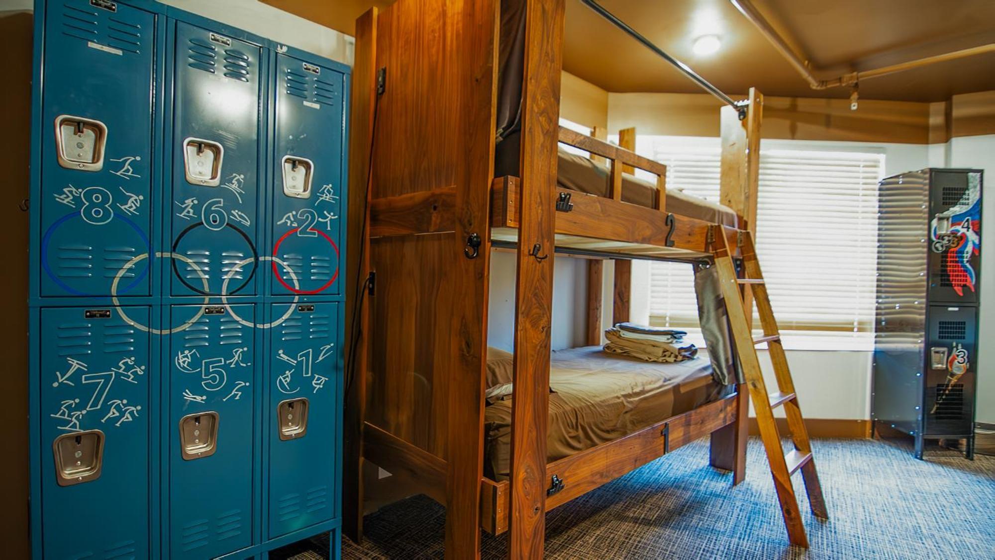 Bed 6-Bed Mixed Dormitory Room,1742980819:JPEG
