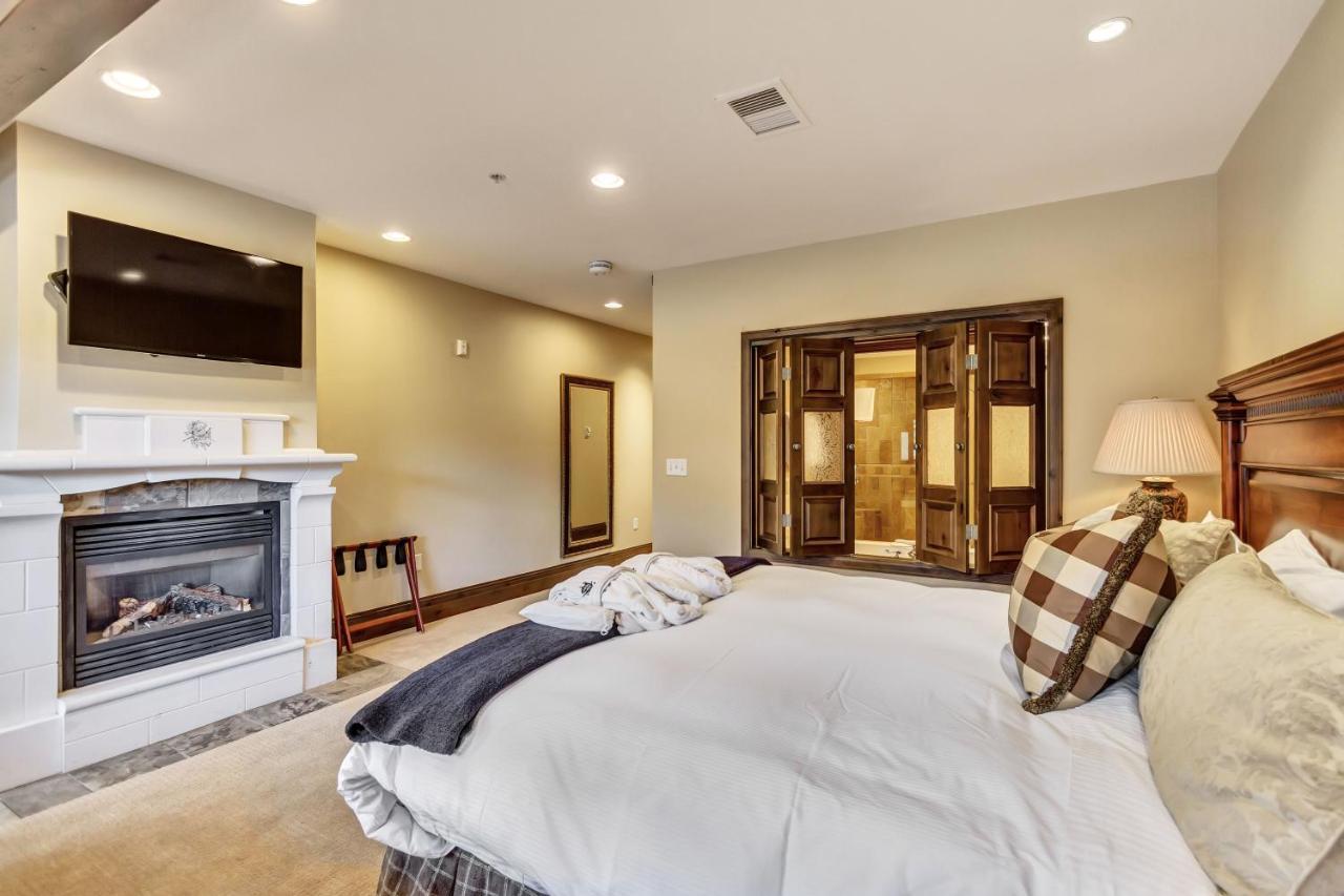 Four Bedroom Suite,769843870:JPEG